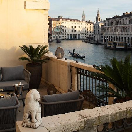 Grand Canal Luxury Apartment With Terrace R&R Venice Exterior photo